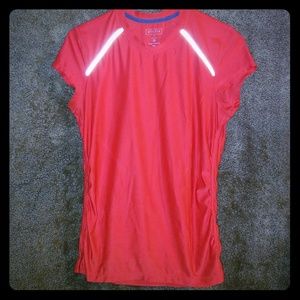 ATHLETA SPORT LIGHTWEIGHT TEE * REFLECTIVE *